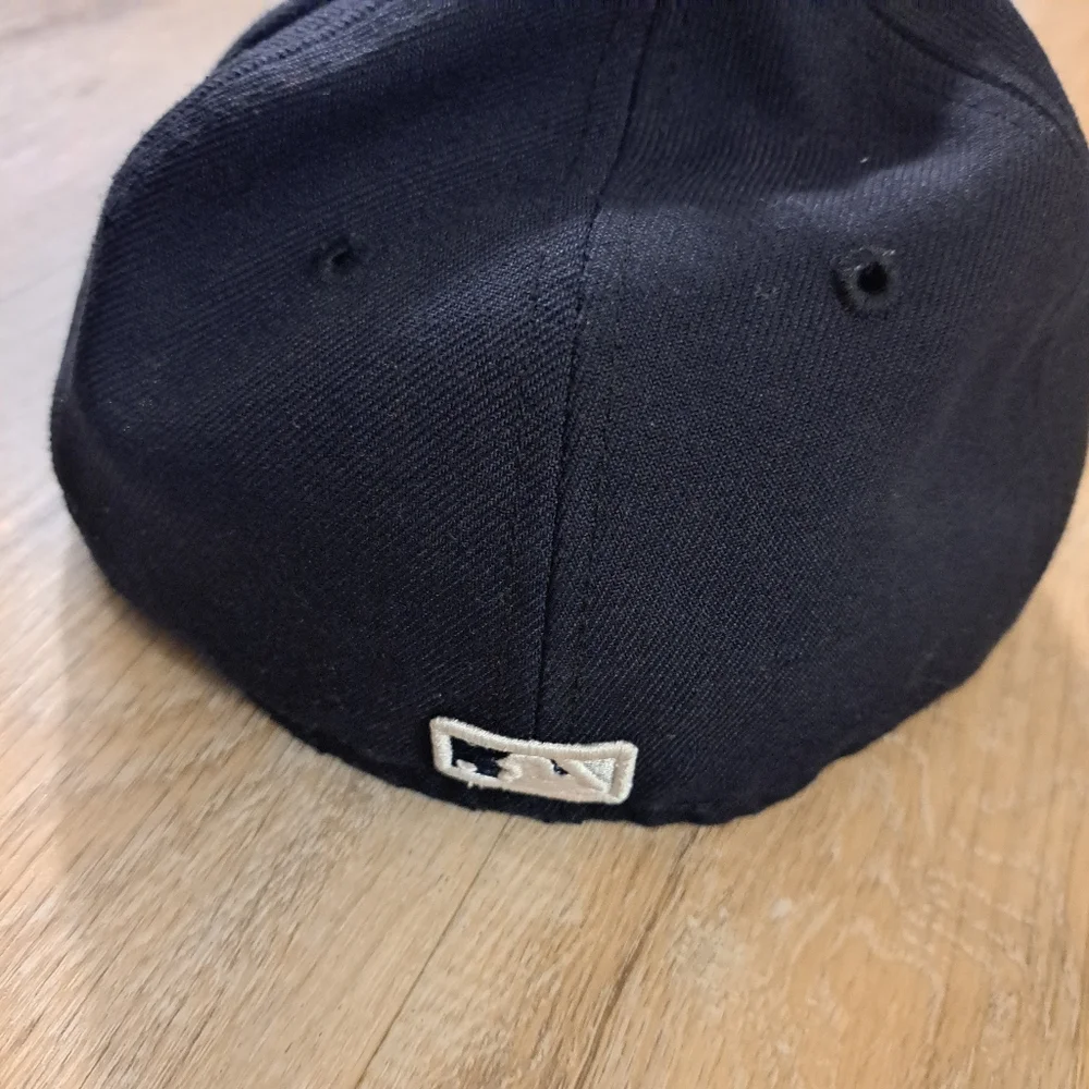 New Era stylish navy